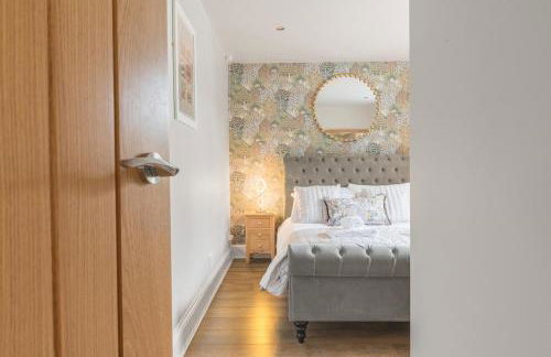 Riverside Cottage 6 guests 4 adults max hot tub - Foto 27