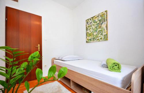 Artsy Apartment - Foto 16