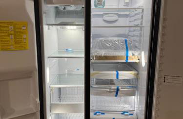 Cozy 3BR Retreat with Rooftop Near EWR & NYC Access - Photo 25