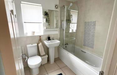 Family Friendly Modern 4BD House - Foto 38