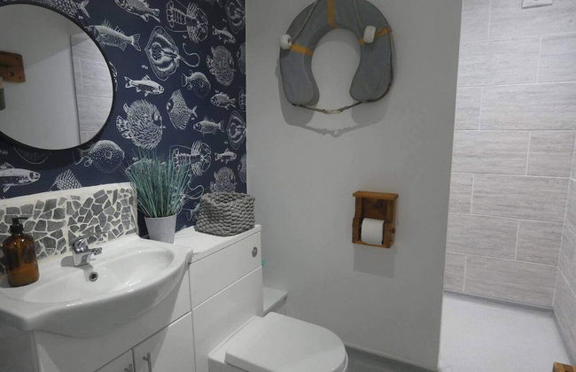 Isle Escape Retreat- Sleeps 4, Garden & Games Room - Foto 10