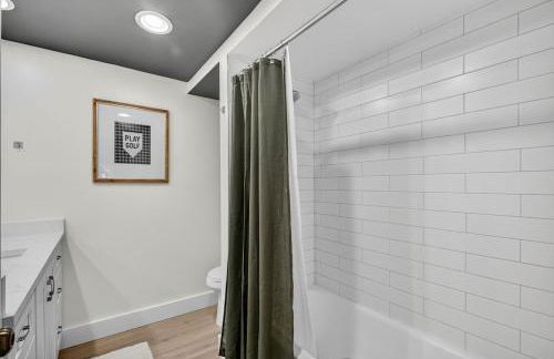 Caddyshack Golf themed Condo! 15 mins to beach&PBI - Foto 22