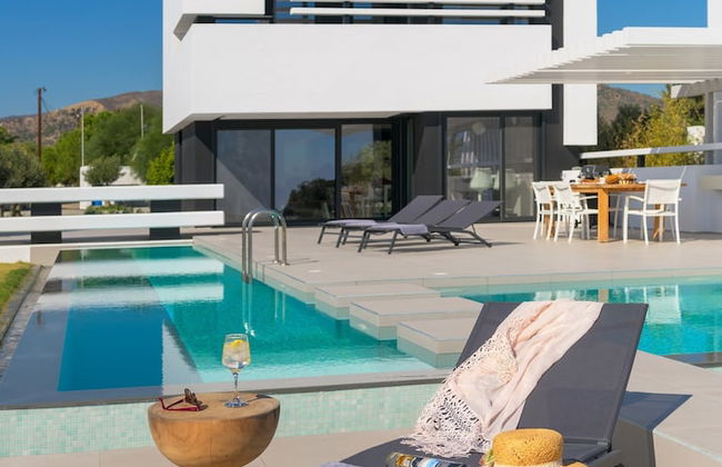 Albatross Beach Front Villas - Foto 24