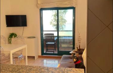 2 Habitaciones con vistas y 2 Terrazas en Primera Linea Playa Samil - Foto 6