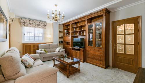 1 Bedroom Stunning Apartment In Sevilla - Foto 4