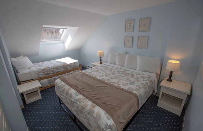 Black Bear Lodge - Photo 16