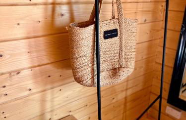 The Alpaca Cabin - Photo 9