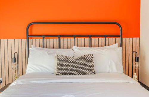 Noah Suite - Central 2BR Apartment with Parking & WIFI - Foto 8