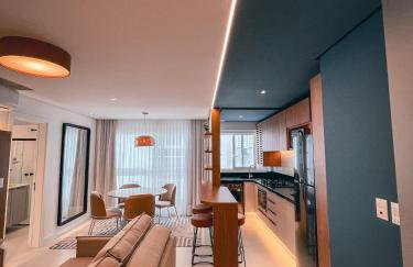 Apê elegante, terraço Lindo e ótima localização - Foto 12