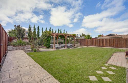 Private Zen Garden and Fireplace Chic Hayward Oasis - Foto 21