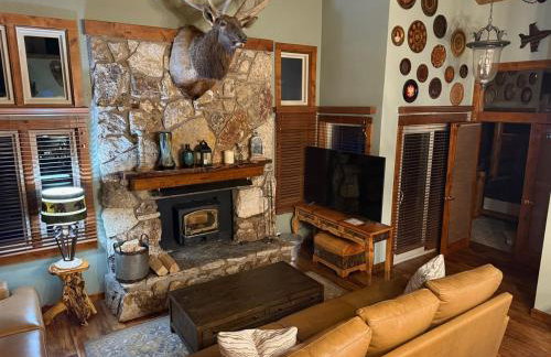 Mountainback 79 Loft Den - Photo 3
