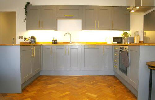 Stunning 1 Bed Apt in Ripon centre - FREE PARKING - Yorkshire Accommodates - Foto 2