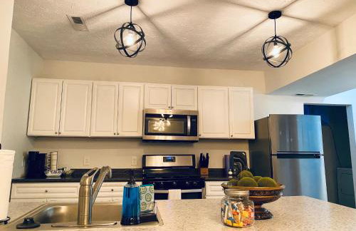 Amazing Downtown Views - 3 Minutes to Downtown! - Foto 3