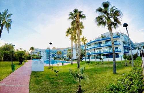 Atico lujo primera linea, terraza, piscina, parking - Foto 7