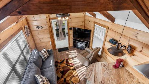 Peaceful Mountain Tiny Home with Breathtaking Valley Views & Fireplace Near Lookout Mountain, Menlo GA - Foto 1