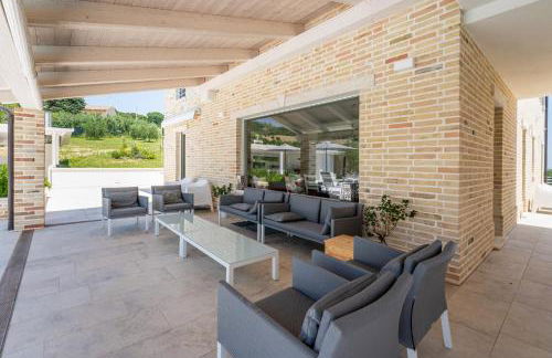 Villa Amore di Ada - Modern Design Villa - AirCo, Private Pool & Near The Beach - Foto 14