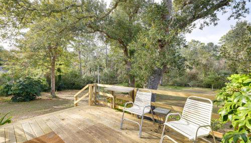 Peaceful Atlantic Cottage with Deck and Yard! - Foto 3