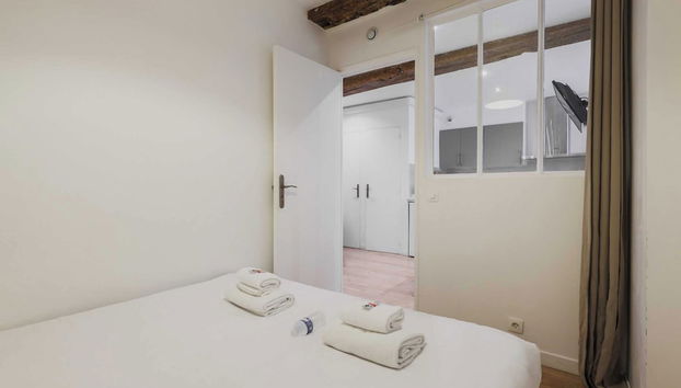 Charming Apartment Marais - Foto 4, Habitación