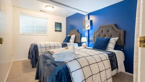 Spacious 3BR Basement Apt near Airport, Work, Ski - Foto 5