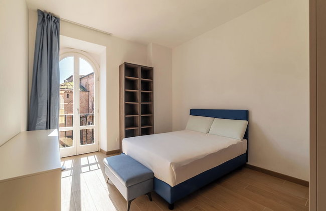 JOIVY Exclusive 2-Bedroom Villa with Private Garden - 5 minutes from the Colosseum - Photo 54