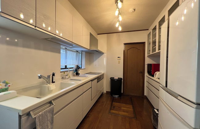 SUMITSUGU HOUSE Station - Photo 50