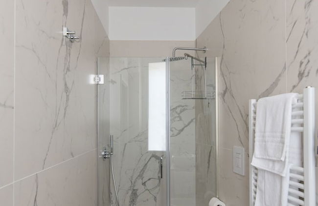 Nolana 28 Rooms in Naples - Photo 26