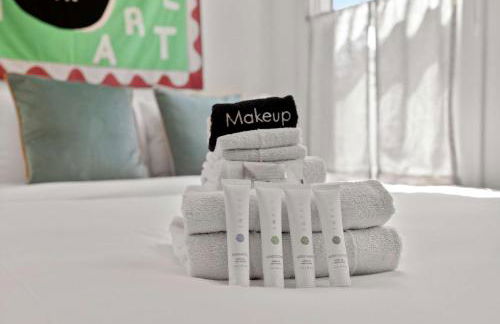 New Listing Midcity West Villa by Colby & Conrad - Foto 21