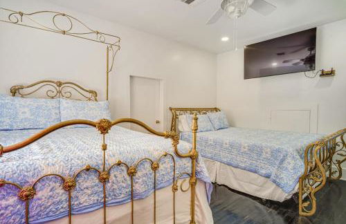 2 Mi to Gator Chateau Vibrant Home with Balcony - Foto 19