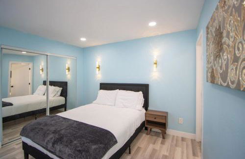 Stylish Lemon 2BR and 3BA Townhouse - Foto 26