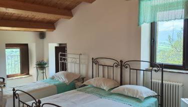 GrazieSole Agriturismo mattone upstairs e downstairs - Foto 1