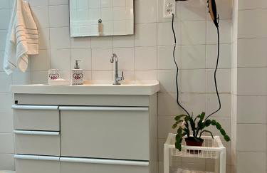 Apartamento ideal para casal acomoda ate 5 pessoas - Centro com Wifi - Foto 16