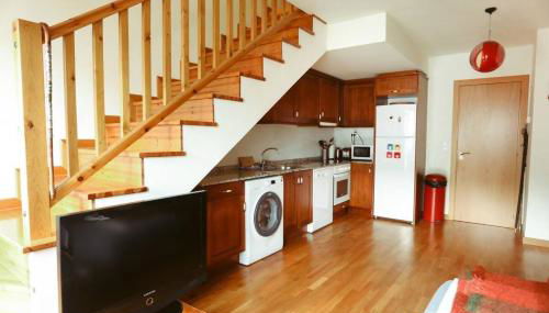 Casa Estela - Duplex by Cardi Suites - Foto 2