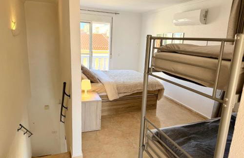 Cozy Townhouse - Foto 13