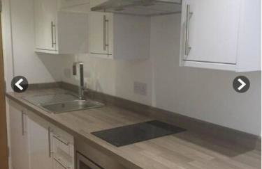 Stunning Studio1, Banstead with free off st parking - Foto 9