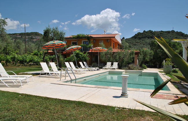 Meridiana Holiday House With Shared Swimming Pool - Foto 1