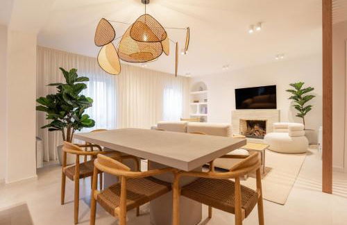 Stylish & Spacious Flat near the Beach by HostWise - Photo 17