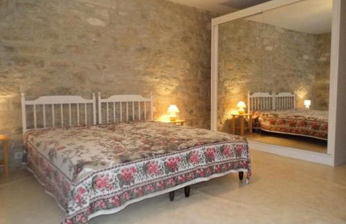 Gîte de France à Turenne 3 épis - Gîte de France 6 personnes MAE-9334 - Foto 9