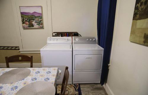 3 bedroom one bathroom townhouse - 20B Elm street Charlton Heights WV 25040 - Foto 22