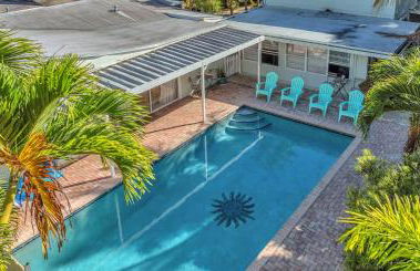 The Jute Box - Pool - Waterview - Wilton Drive - Photo 18