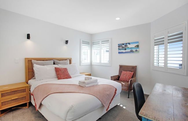 The Oasis Home with Hot Tub and Parking - Foto 2