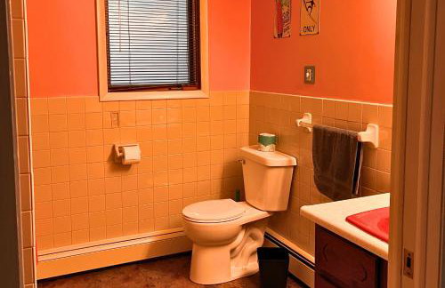 Surf Shack- North Muskegon Oasis - Foto 37