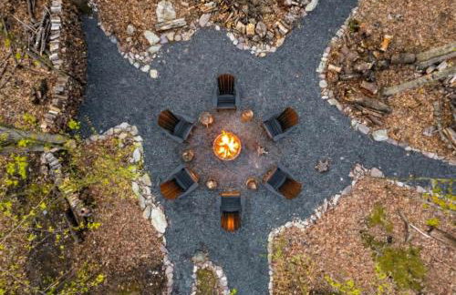 A-Frame Hot Tub Hike Firepit Design - Foto 4