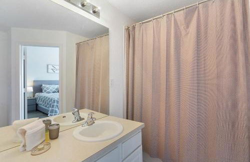 Charming 3BR Townhome Private Pool Walk to Clubhouse 9 Min Disney - Foto 13