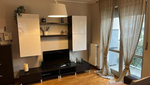 Jane's Home - [Netflix, Wi-Fi] - Foto 2