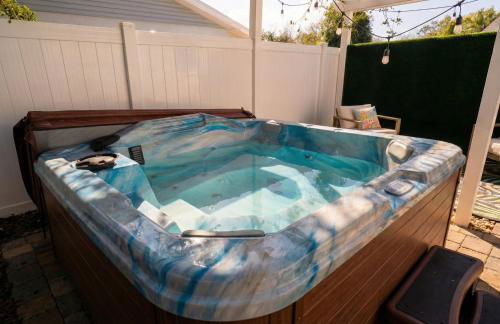 Spacious 3-BR Home with Patio, Firepit & BBQ! - Foto 25