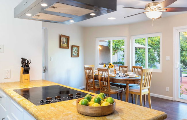 East Valley Manor by Avantstay Minutes to the Beach - Foto 16