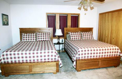 Pet-Friendly Cabin Getaway for Groups near Aspen, Colorado - Photo 3