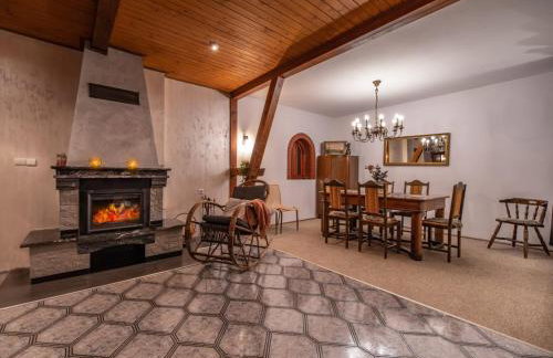 Dom na wzgórzu z widokiem na jezioro z balią i sauną - Foto 30