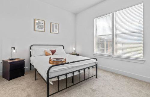 Luxurious New Unit 1Bd1Ba Pool Golf Sim - Foto 7