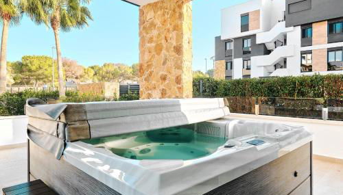 Sunrise new apartment with pool - Foto 5